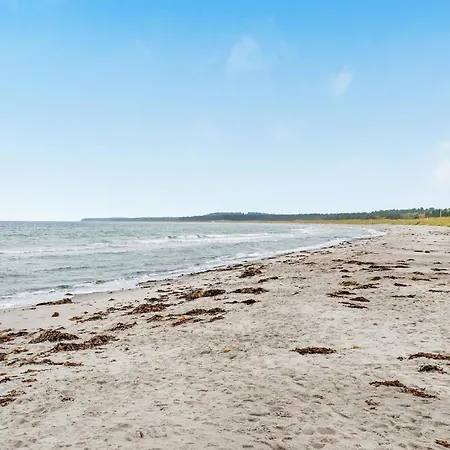 2 Bedroom Gorgeous In Hébergement de vacances *