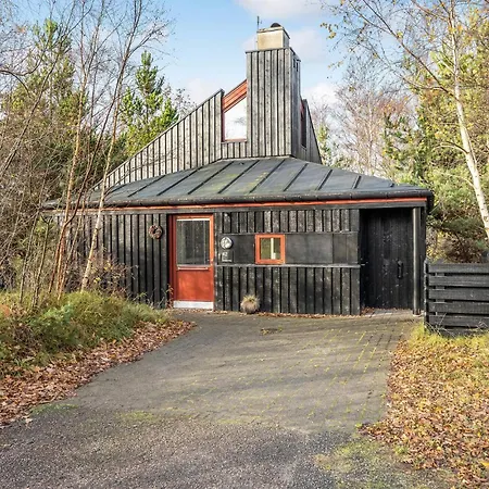 2 Bedroom Lovely In Holiday home Grenaa